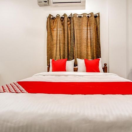 Oyo 69625 Mayuraa Residency Mayiladuthurai Exterior photo