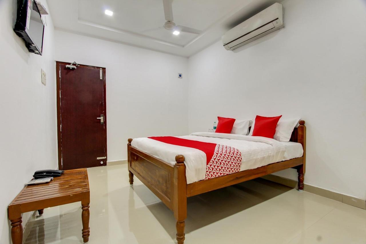 Oyo 69625 Mayuraa Residency Mayiladuthurai Exterior photo