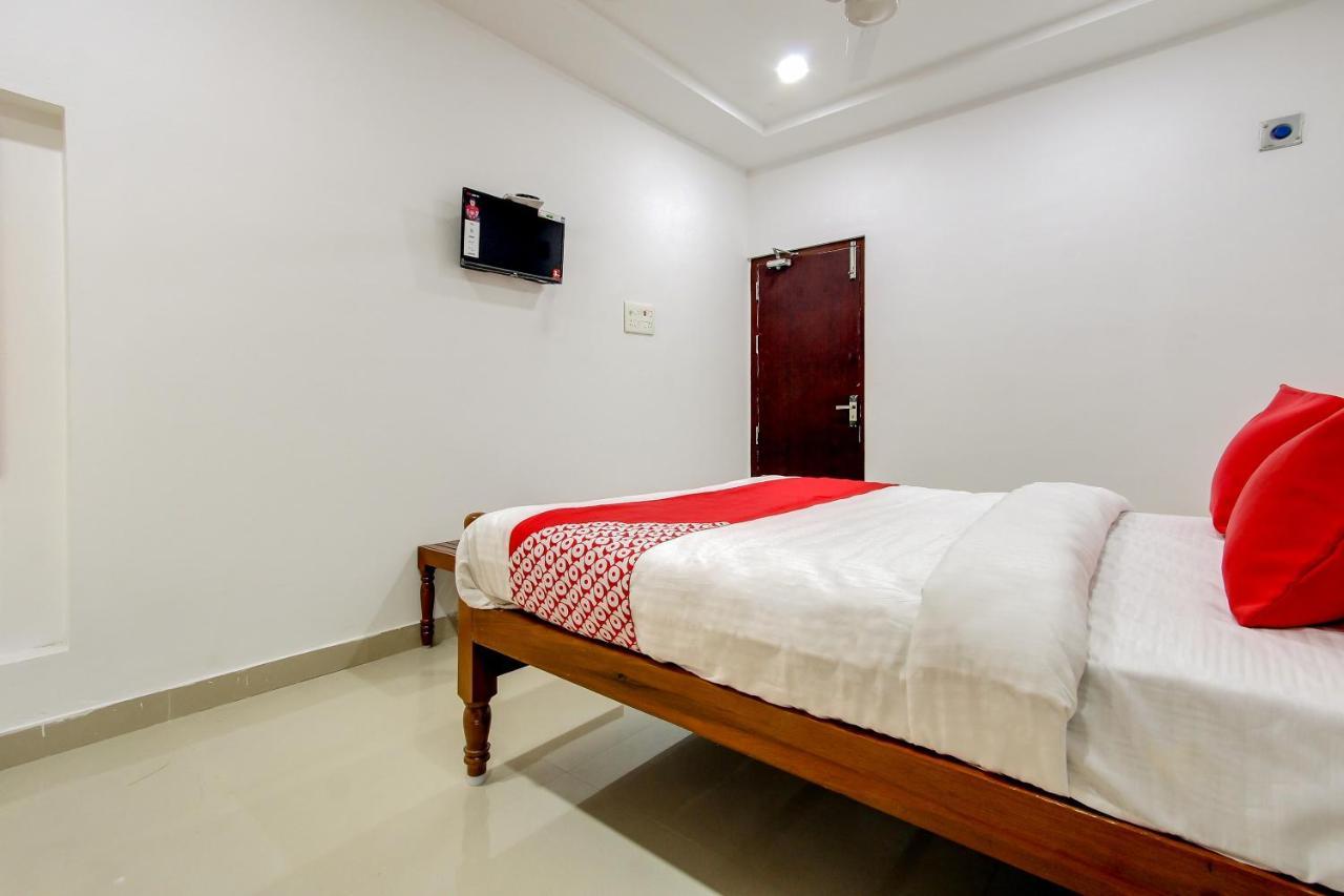 Oyo 69625 Mayuraa Residency Mayiladuthurai Exterior photo