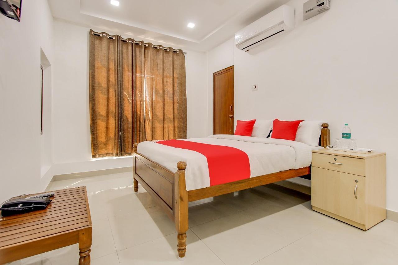 Oyo 69625 Mayuraa Residency Mayiladuthurai Exterior photo