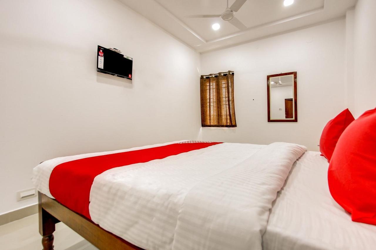 Oyo 69625 Mayuraa Residency Mayiladuthurai Exterior photo